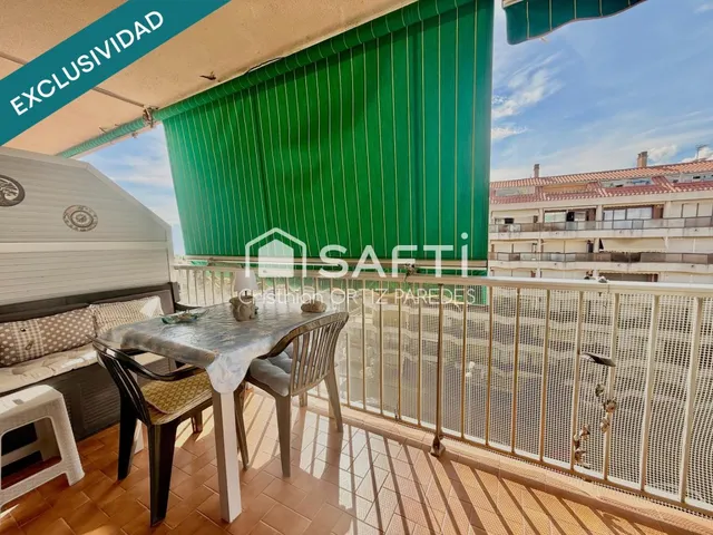 Se vende piso en primera línea con piscina — 7