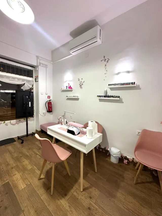 Traspaso de Salón de Uñas en funcionamiento — 7