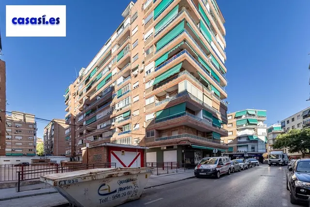 Piso reformado junto avenida cadiz — 35