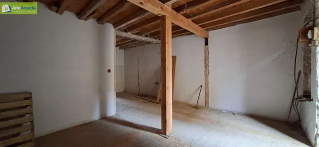 VIVIENDA PARA REFORMAR EN FUENTECÉN — 13