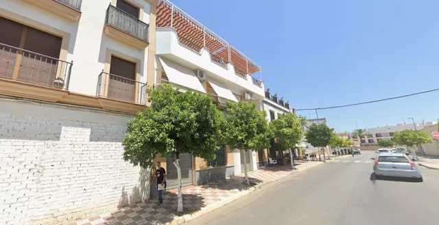 Venta piso en Alcalá del Rio (Sevilla) — 2