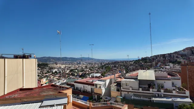 Espectacular ático a 3 vientos con 140 m2 de terrazas privadas y vistas a toda Barcelona — 19