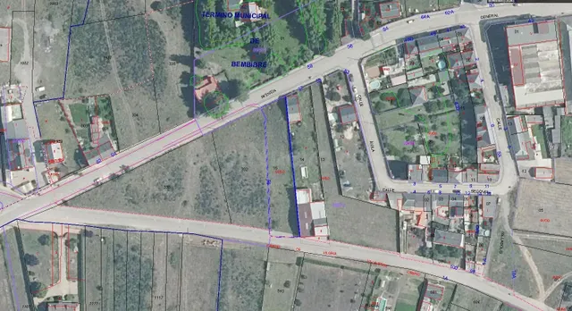 TERRENO URBANO EN BEMBIBRE - foto 2