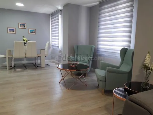 Piso 4 habitaciones 161m² en alquiler - La Petxina - foto 2