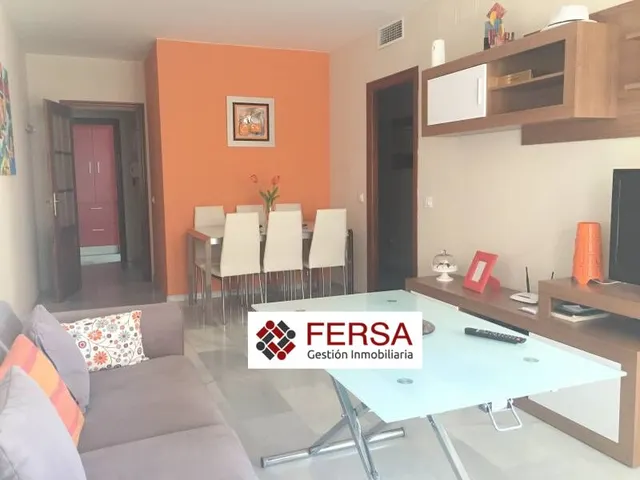 PISO AMUEBLADO EN ALQUILER CON ZONAS COMUNES CON JARDINES Y PISCINA — 5