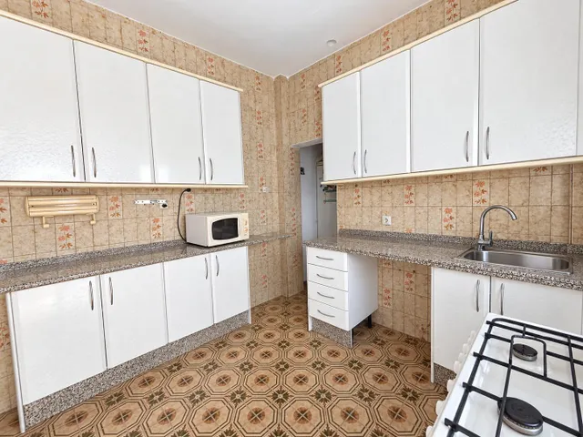 ¡casa con patio y muchas posibilidades cerca del centro de Málaga! — 7