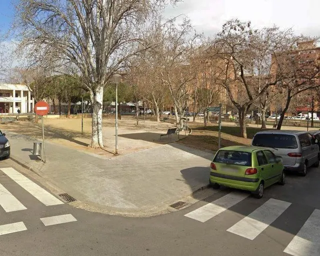 VIVIENDA EN VENTA, CTRA DE BARCELONA EN SABADELL PARA INVERSION — 13