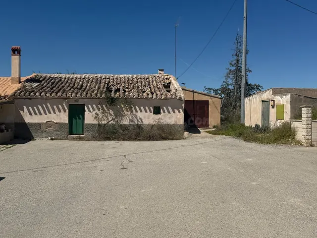 Casa para Reformar en Las Canales - Oportunidad Única por €7 - foto 4