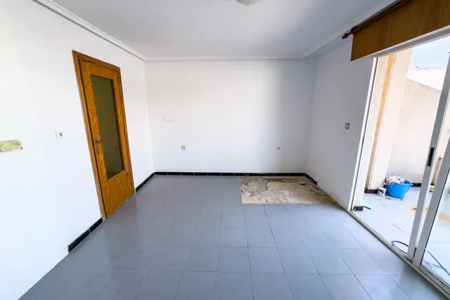 Ático para Reformar en calle la Loma — 3