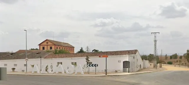 CASA EN AZUAGA