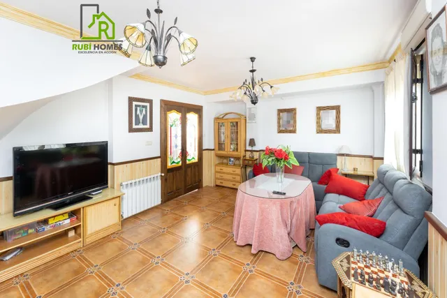 VIVIENDA PAREADA EN MONTELUZ — 25