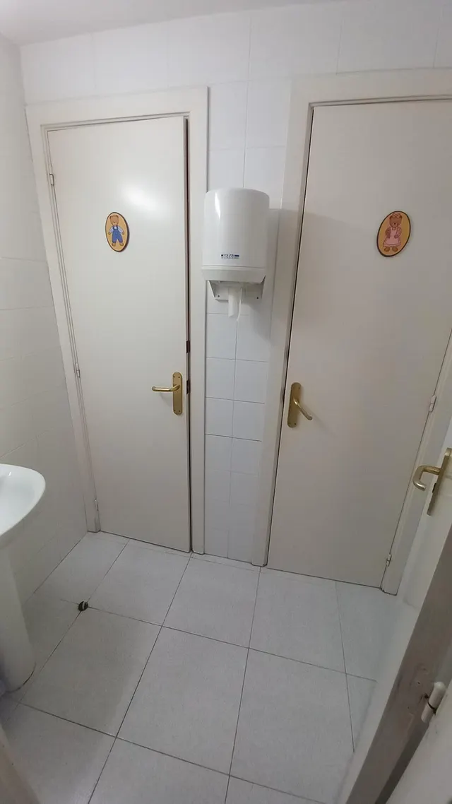 Despacho en el centro de Mataró, cerca de la Riera y del Ayuntamiento — 11