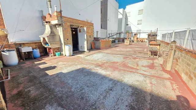 Casa de 249 m2 con dos plantas independientes y terraza de 150 m2, entre el auditorio y el parque central de Paterna — 48