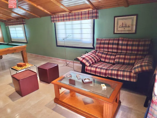 SE VENDE CHALET EN LA MEJOR ZONA DE TORRE PACHECO — 40