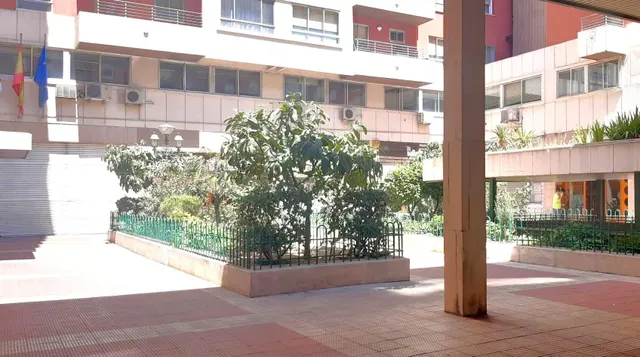 Vivienda excepcional con vistas, garaje y ubicación privilegiada junto a campo grande — 8