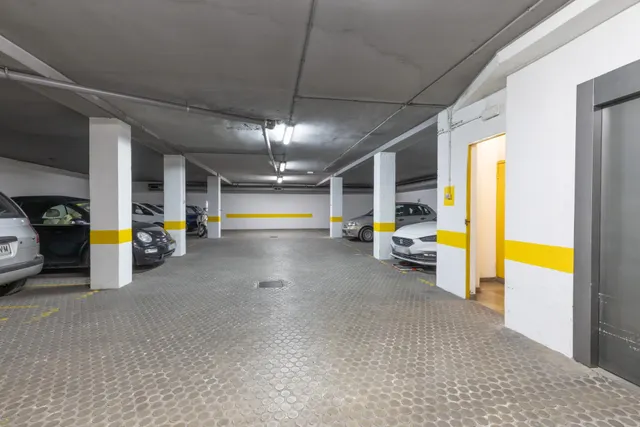 Se vende plaza de aparcamiento — 16