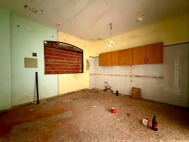 Negocio en Motril: Local comercial de 78m2 con potencial inversor — 7
