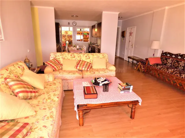 Apartamento 3 dormitorios y terraza con vistas al mar en Tab - foto 2