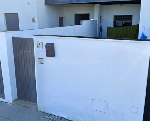 Venta casa en Carrión de los Cespedes (Sevilla) — 2
