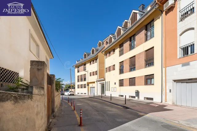 ÁTICO DÚPLEX EN EL BARRIO DE MONACHIL. - foto 3