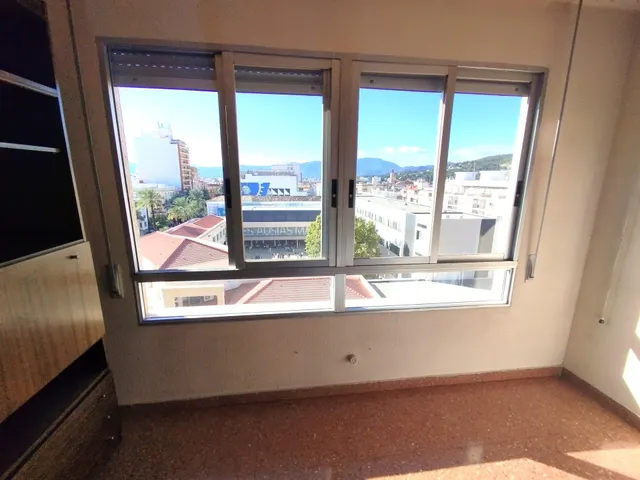 Se vende piso en el centro de gandía — 25