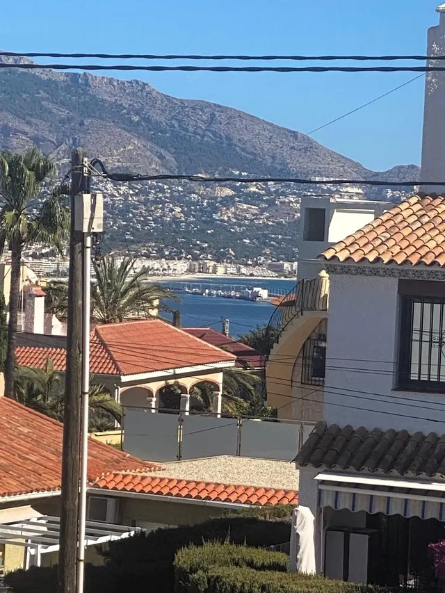 SE VENDE VILLA EN ALBIR DIVIDIDA EN DOS VIVIENDAS INDEPENDIENTES CON PISCINA PROPIA! — 26
