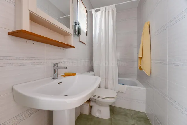 Ático dúplex de 2 dormitorios con gran solárium privado a 100 m de la playa de La Mata — 17
