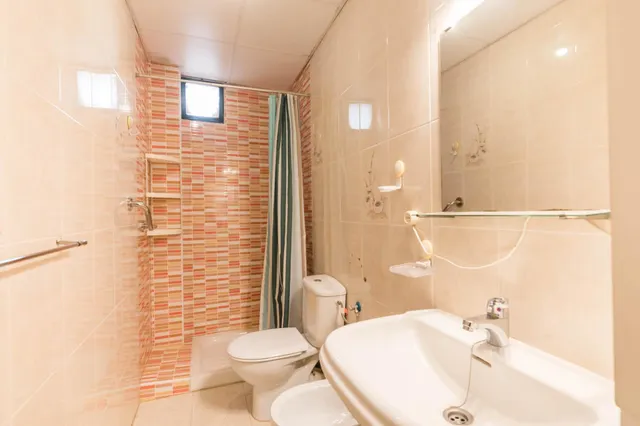 Amplio piso en venta para reformar en el Barrio del Carmen, Murcia — 20