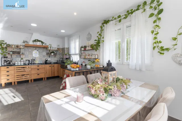 ¡MAGNIFICO CHALET INDEPENDIENTE CON CALIDADES ESPECTACULARES Y PISCINA PRIVADA EN GOJAR! — 13