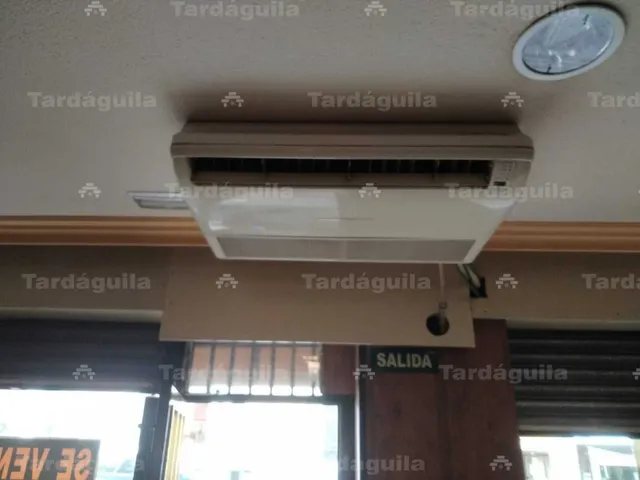 LOCAL BAR EN VENTA JUNTO A LA AVENIDA VILLAMAYOR Y PLAZA CARMELITAS — 5