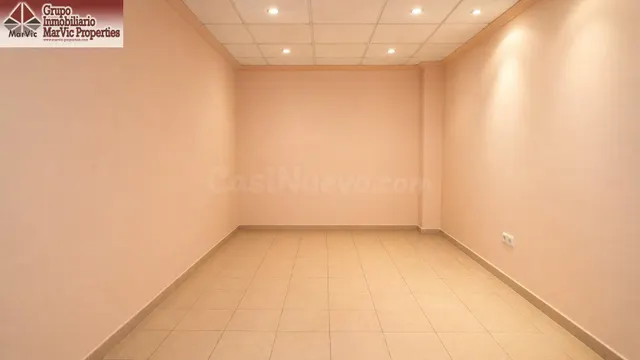 Amplio Local Comercial en Avenida Beniarda, Benidorm - foto 3