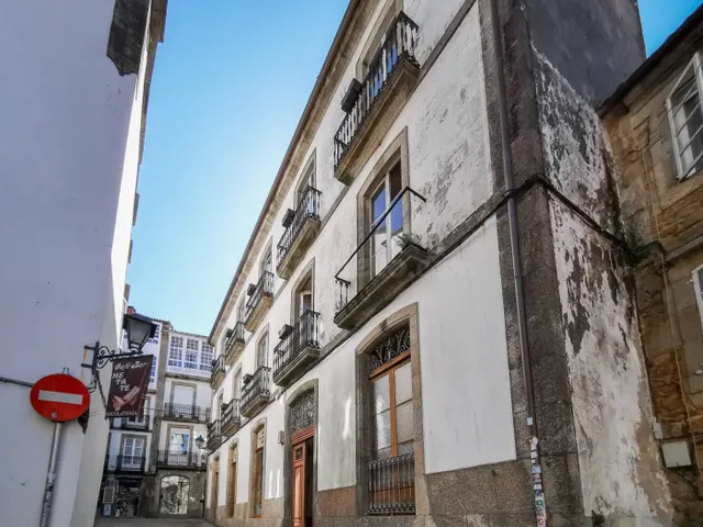 Edificio singular en esquina, en pleno casco histórico de Sa - foto 4