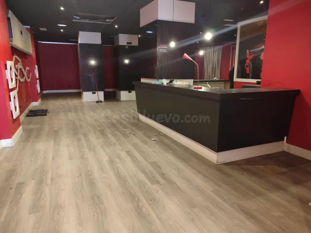 LOCAL COMERCIAL CENTRICO Y TOTALMENTE ACONDICIONADO - foto 5