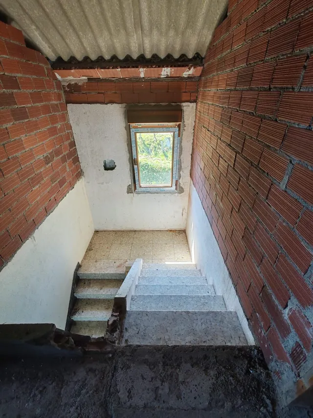 CASA EN VENTA PARA REFORMAR EN LAMPON — 9