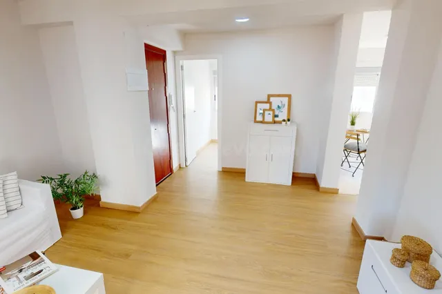 OPORTUNIDAD EN VENTA EN LA POBLA DE VALBONA - foto 3
