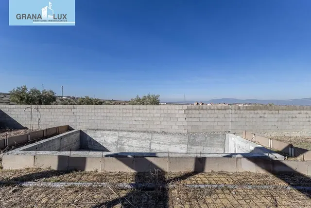Parcela exclusiva con estructura de Chalet independiente y piscina en Urb. El Montecillo, Las Gabias — 25