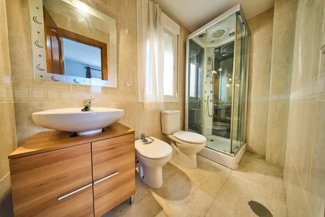 Apartamento de un dormitorio en Armilla — 10