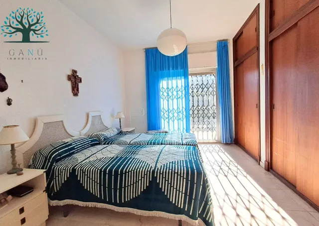 ESPECTACULAR CHALET A UN PASO DE LA PLAYA — 21