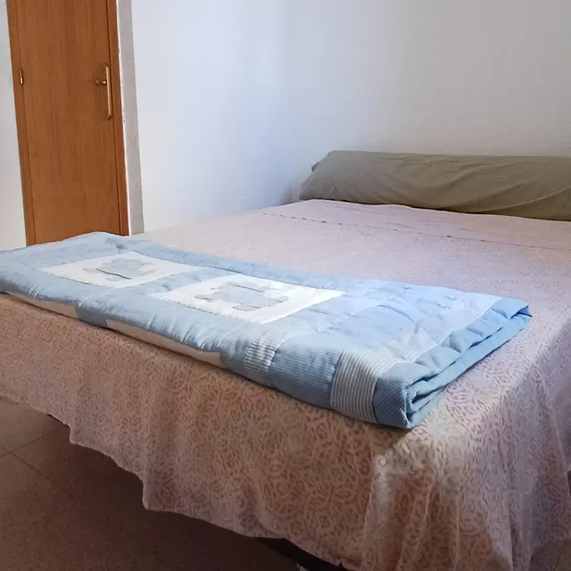 Amplia vivienda en urbanización con aparcamiento y piscina — 43