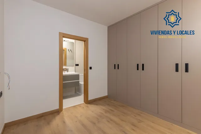 MODERNO ESTUDIO TIPO LOFT EN URBANIZACIÓN VILLA PINEDA - ZONA VILLAREJO — 10