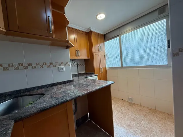 Piso Semireformado con ascensor en Mislata — 7