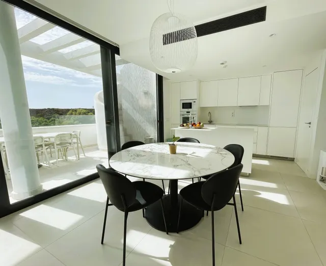 En venta: Espectacular ático de 2 dormitorios con jacuzzi privado y licencia de alquiler vacacional en Higuerón West, Costa del Sol — 38