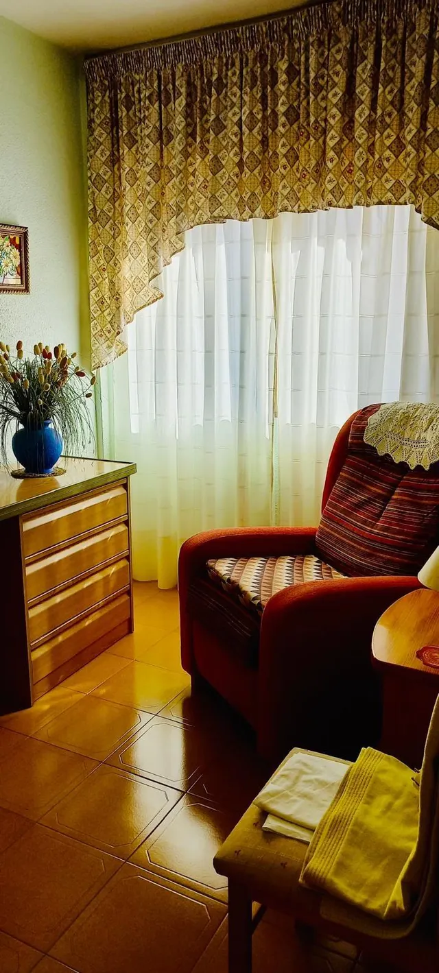 Bungalow con amplia terraza a pocos pasos de la playa y orientación Sur. — 38