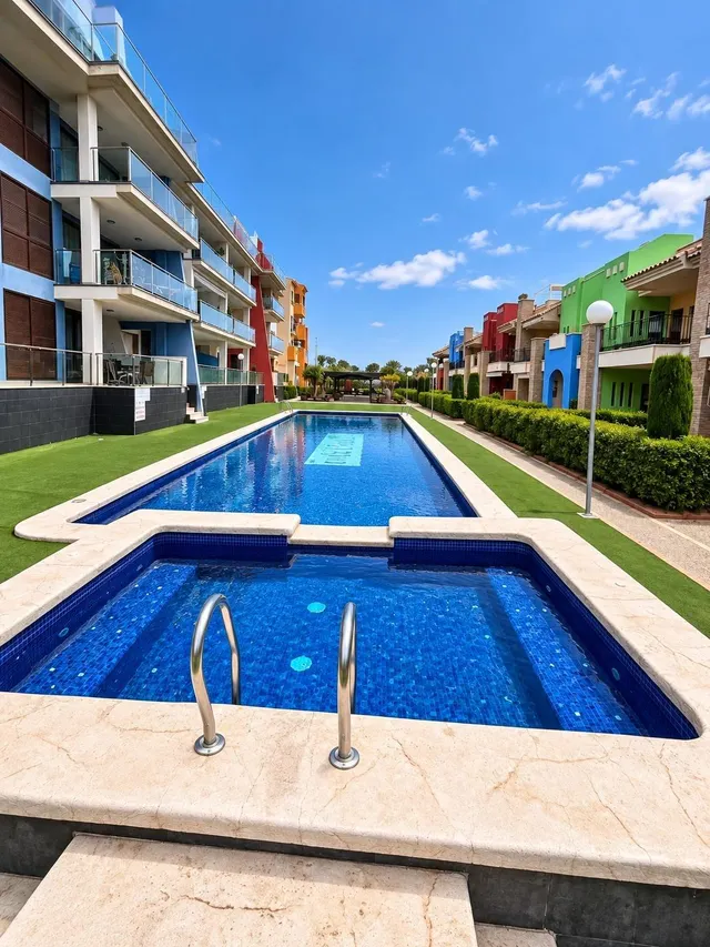 Lomas cabo roig 2 habs dando a piscina + garaje 219.900 — 22