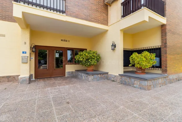 Apartamento de 1 dormitorio y 1 baño en orihuela costa (campo amor) — 22