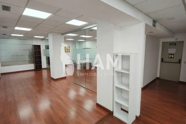 Local de 289 m2 en Padre Damián, Chamartín — 28