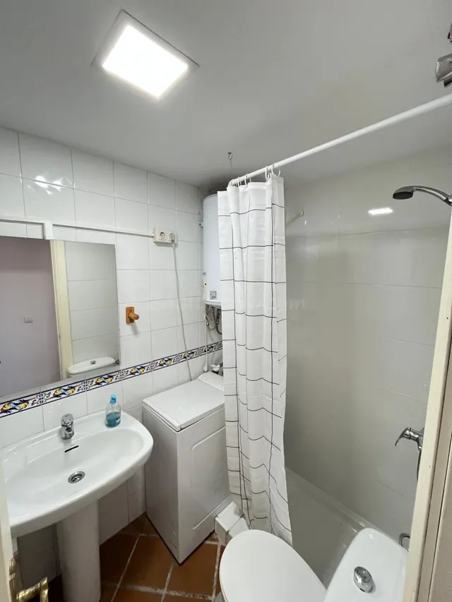 APARTAMENTO EN ALQUILER EN EL ALBAYZIN - foto 3