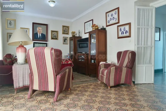 FANTÁSTICA CASA CENTENARIA - foto 4