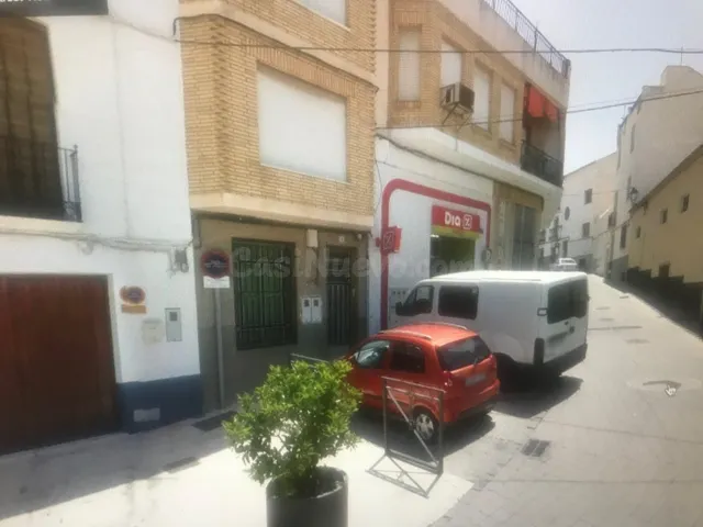 TRASPASO O VENTA DE LOCAL COMERCIAL CENTRICO EN VELEZ RUBIO - foto 4