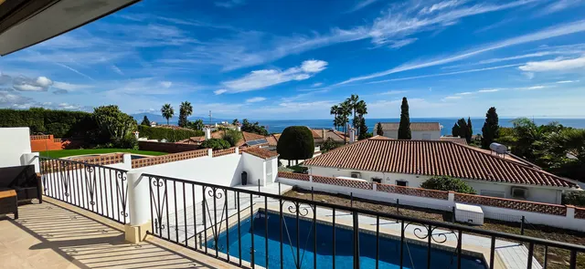 Chalet 4 habitaciones 271m² en venta - Costa del Sol — 6